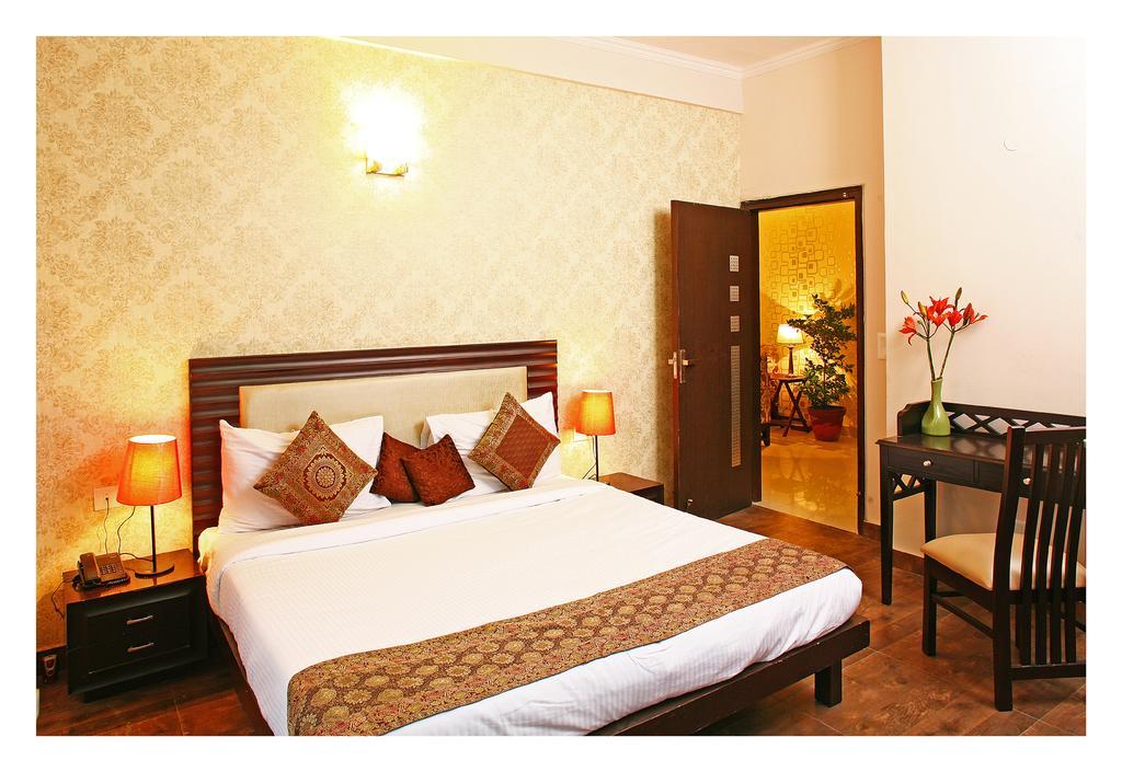 Evergreen 2Bhk Service Apartment Vasant Kunj Fortis Ilbs New Delhi Exterior photo